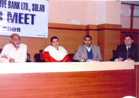RBI Official, Administrator and Managing Director answering customer queries